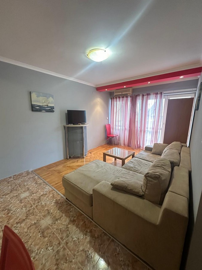 Two-Bedroom Apartment of 74 m² Divisible into Two Units, Velji Vinogradi, Budva